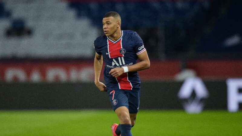 Foot : Kylian Mbappé confirme sa volonté de quitter le PSG en 2024