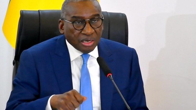 Macky Sall dissout le gouvernement, nomme un nouveau premier ministre